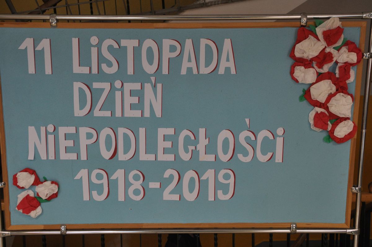 W 101 rocznicę odzyskania przez Polskę niepodległości