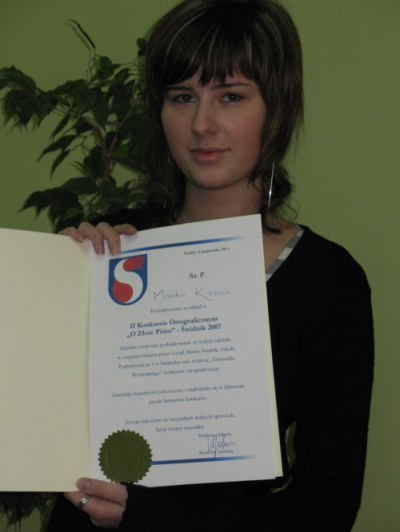 Monika Kozień (3C) została laureatką II Konkursu Ortograficznego "o Złote Pióro"